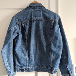 Vintage 90's Levi's Trucker jacket.